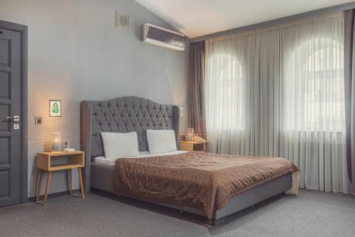 maestro hotel