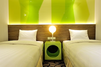 green world hotel zhonghua