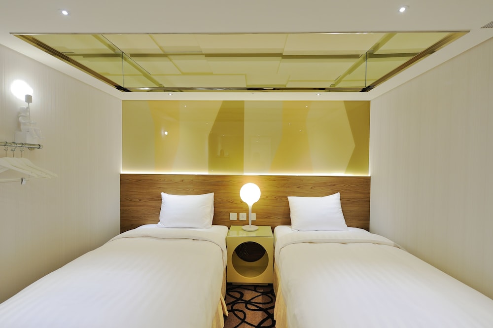 green world hotel zhonghua