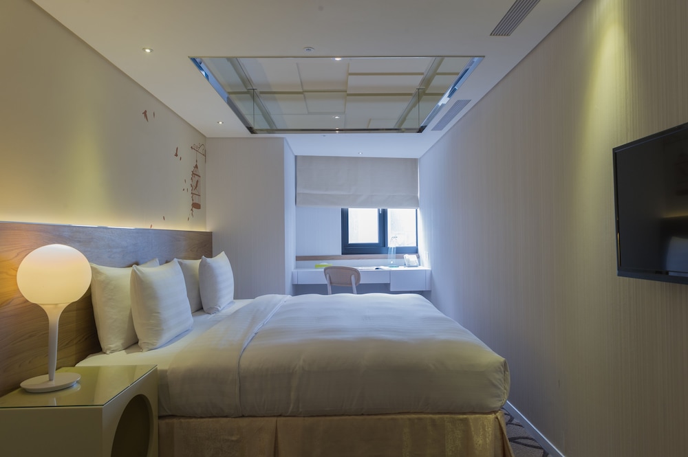 green world hotel zhonghua