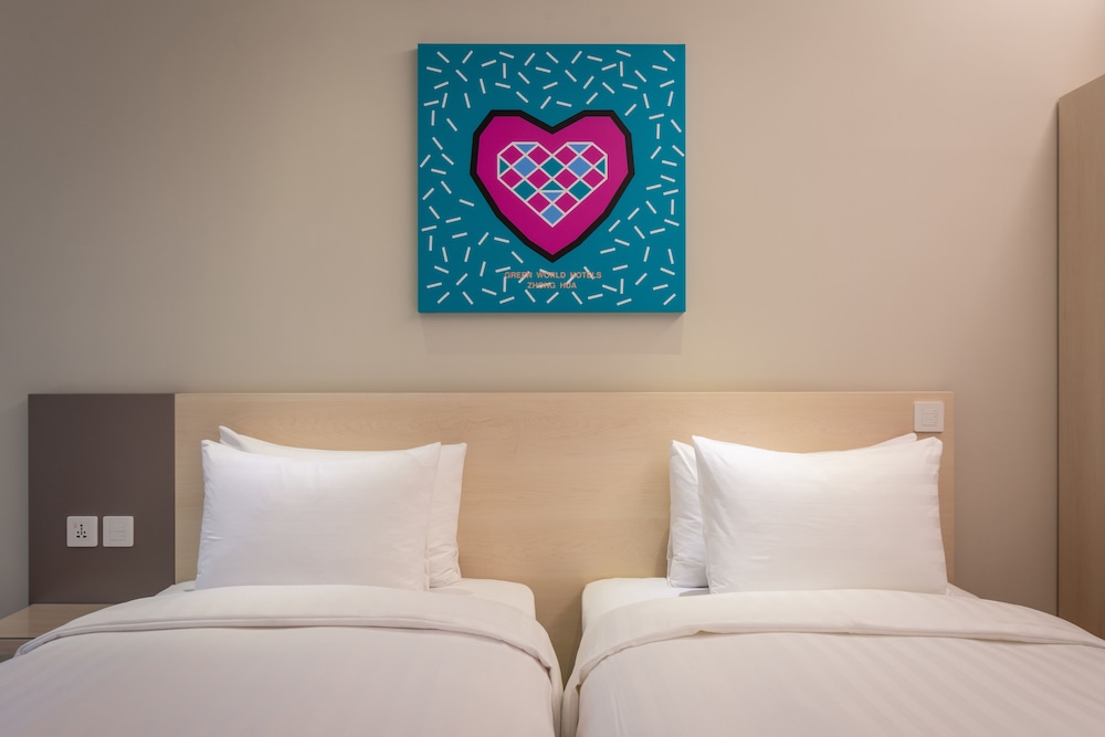 green world hotel zhonghua