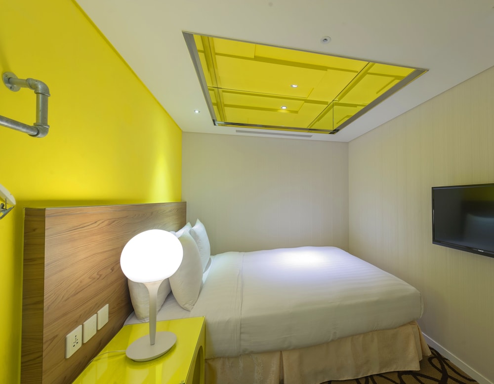 green world hotel zhonghua
