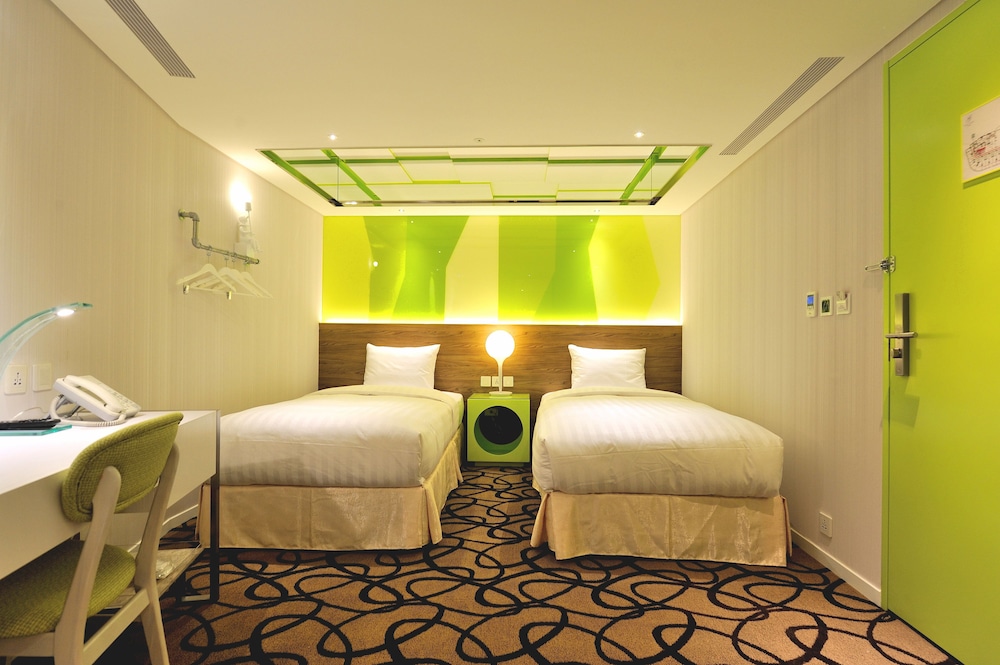 green world hotel zhonghua