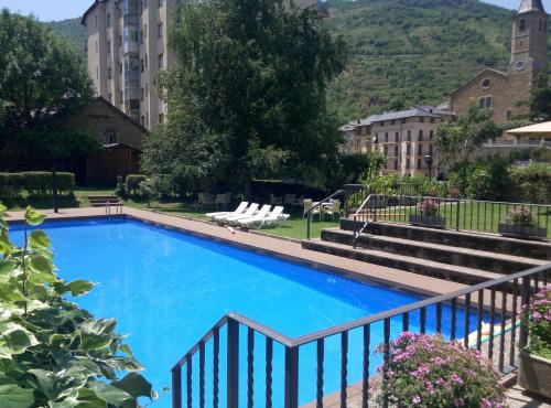 Pey Resort,Lleida>>Llavorsi,2 star