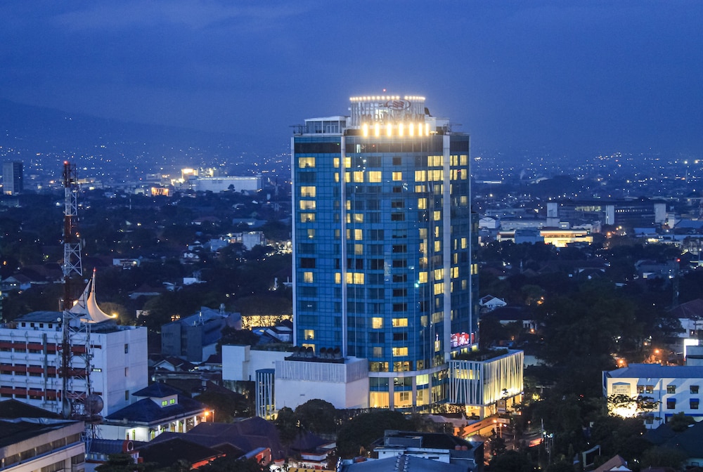 crowne plaza bandung by ihg