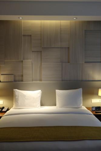 crowne plaza bandung by ihg