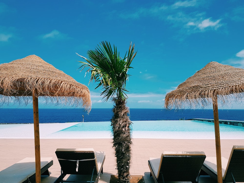 pedras do mar resort and spa