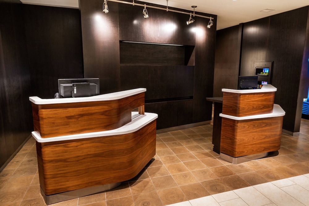 Courtyard Largo Medical Center Drive,Fort Washington>>Baileys Crossroads,3 star