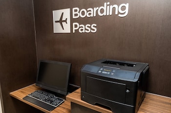 courtyard largo medical center drive