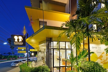 tairada boutique hotel x staylah