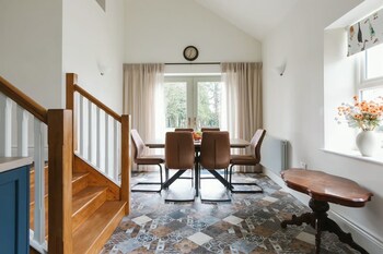 moore lodge