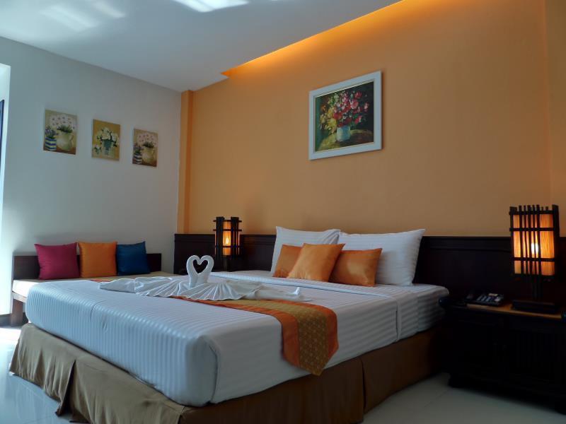 city park hotel phattalung