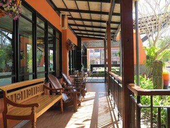 city park hotel phattalung