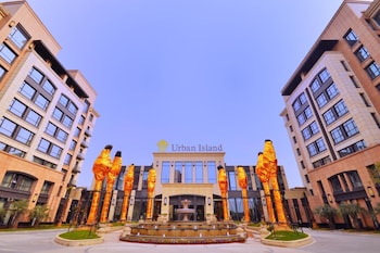 urban island hotel shanghai