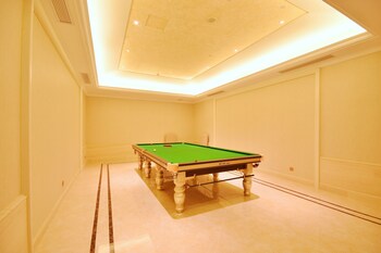 urban island hotel shanghai