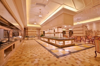 urban island hotel shanghai