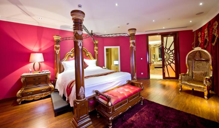 the royal pinnacle hotel