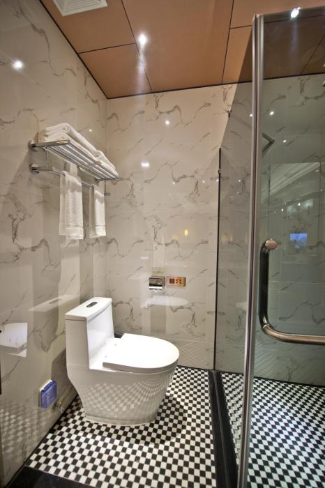 the royal pinnacle hotel