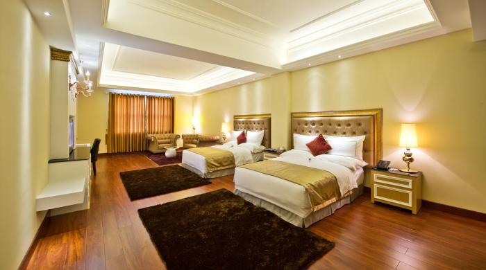 the royal pinnacle hotel