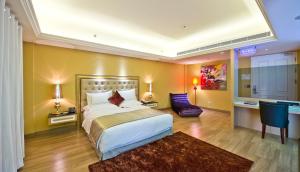 the royal pinnacle hotel