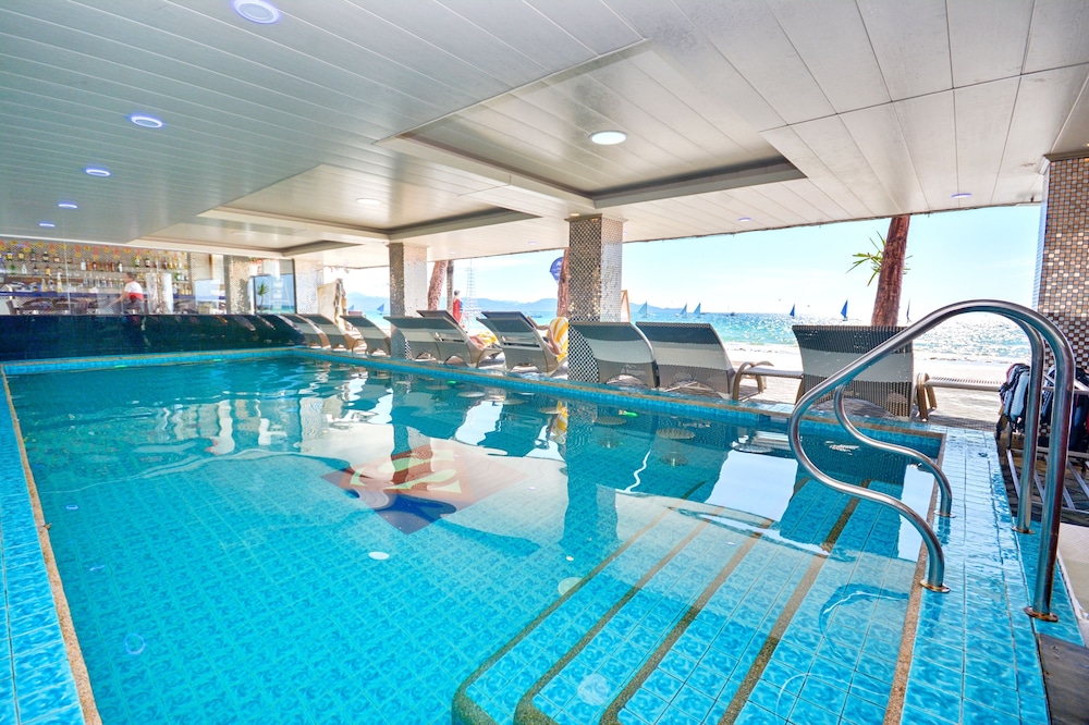 diamond water edge resort