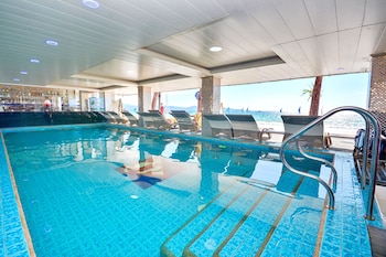 diamond water edge resort