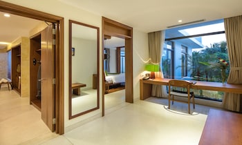 cam ranh riviera beach resort and spa