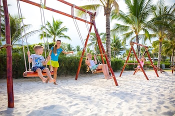 cam ranh riviera beach resort and spa