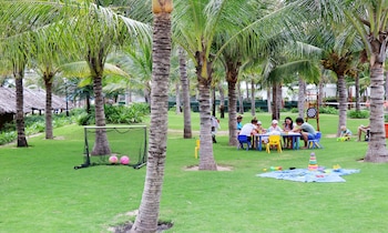 cam ranh riviera beach resort and spa