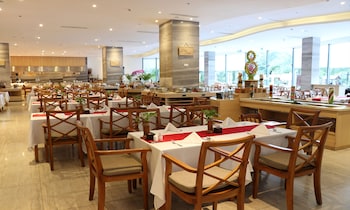cam ranh riviera beach resort and spa