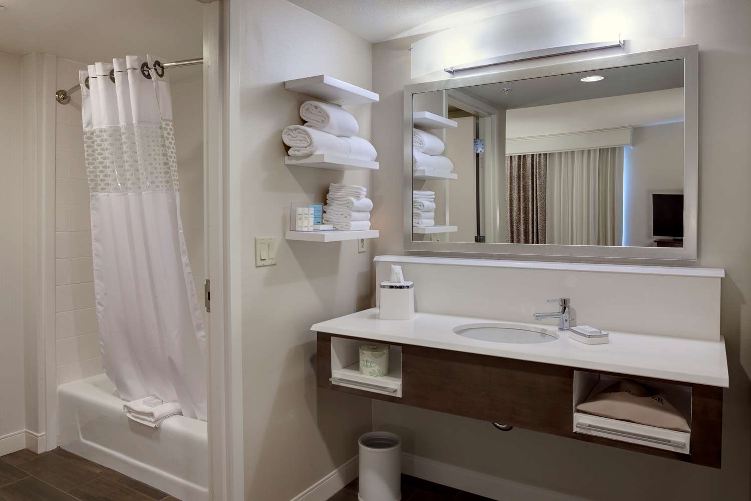 hampton inn and suites blythe
