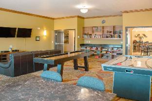 Grand Forks Lodge And Suites,Grand Forks County>>Grand Forks,3 star