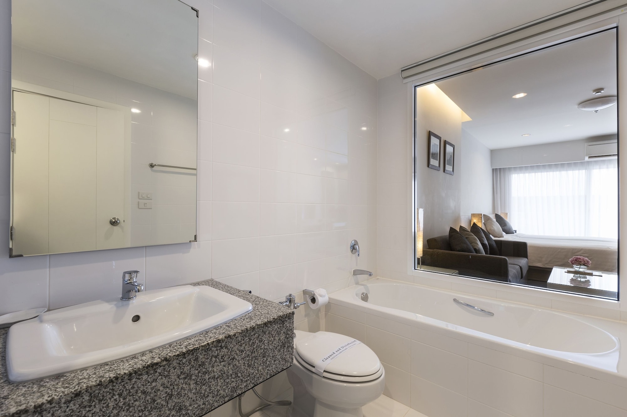 kantary 304 hotel