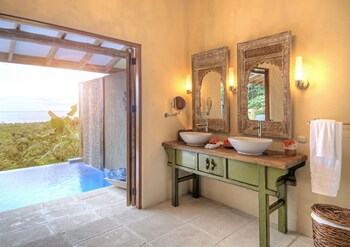 hotel casa chameleon mal pais adults only