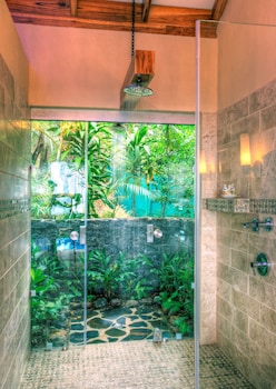 hotel casa chameleon mal pais adults only