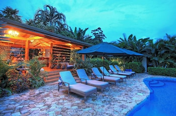 hotel casa chameleon mal pais adults only