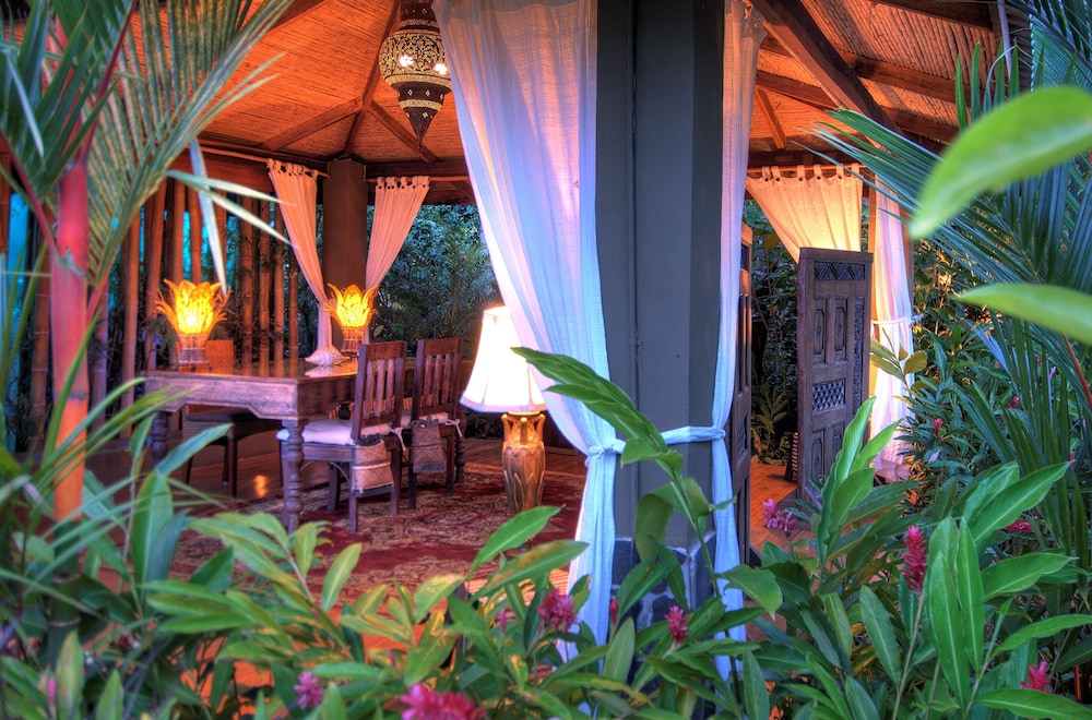 hotel casa chameleon mal pais adults only