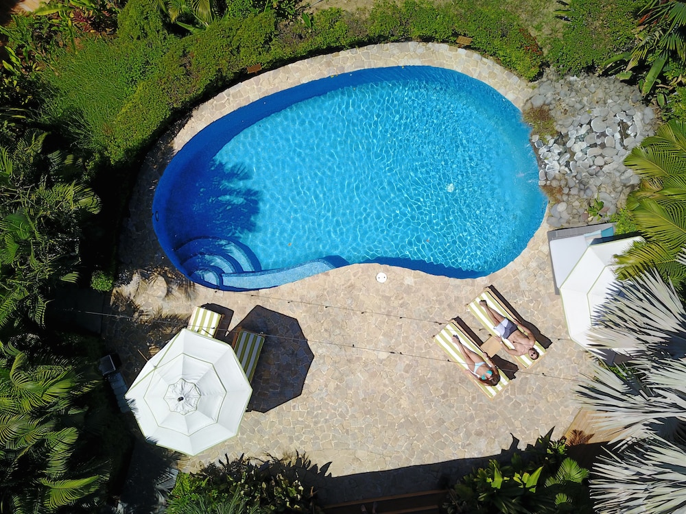 hotel casa chameleon mal pais adults only