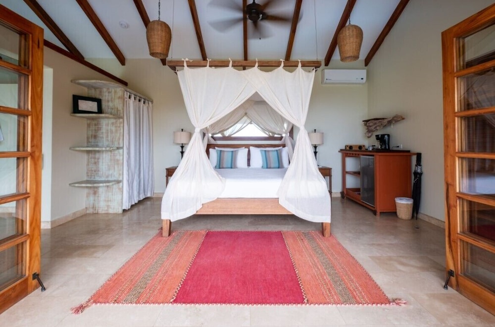 hotel casa chameleon mal pais adults only