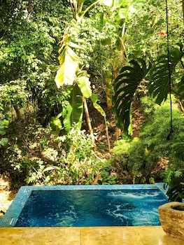 hotel casa chameleon mal pais adults only