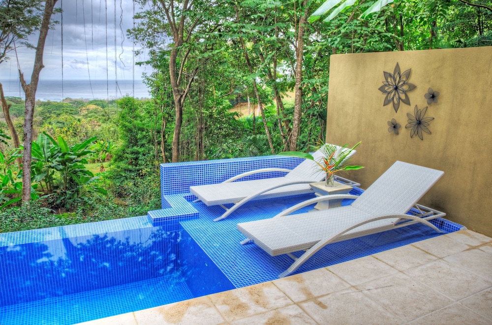 hotel casa chameleon mal pais adults only