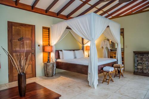 hotel casa chameleon mal pais adults only