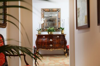 Ah Art Hotel Palma,Majorca>>Balearic Islands,4 star