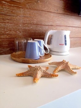 chill house nai yang beach