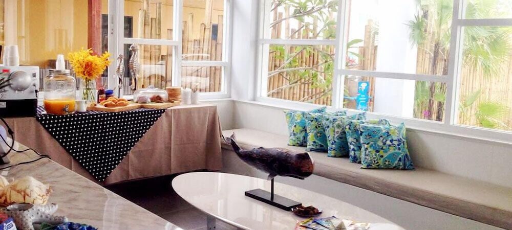 chill house nai yang beach