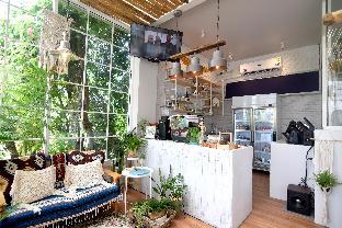 chill house nai yang beach