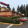 smokey point motor inn