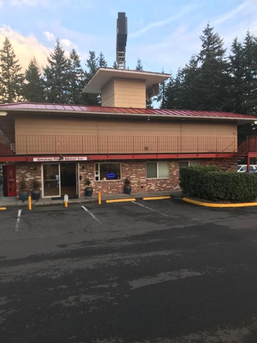smokey point motor inn
