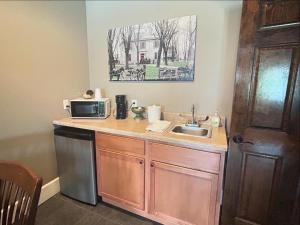 william watson hotel