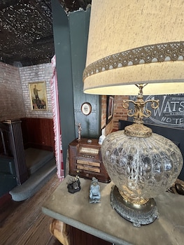 william watson hotel